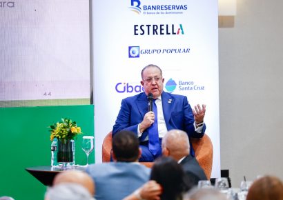 Magín Díaz: pobreza infantil es reto económico de largo plazo