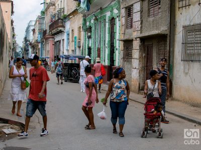 Economía cubana se contrae 5 % en 2025 y suma tres años de retroceso