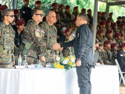Ministerio de Defensa gradúa cadetes especializados en operaciones tácticas urbanas