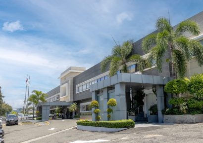RD recompra US$1,385 millones en bonos y emite nueva deuda a 2039