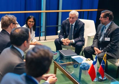 Kast afirma que Chile apoya la reconstrucción de Venezuela tras encuentro con Delcy Rodríguez