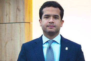 Omar Fernández propone educación dual tras resultados de PISA