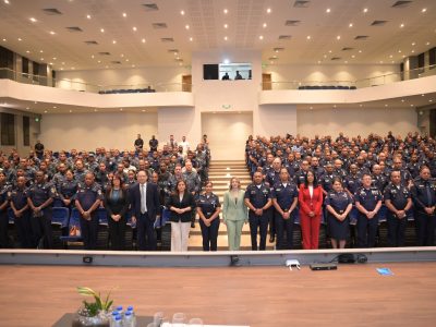 Policía Nacional y Ministerio de la Mujer suman 300 hombres a la prevención de la violencia contra las mujeres