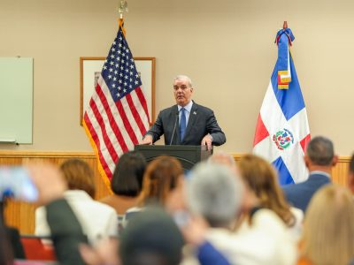 Abinader: despliegue contra pandillas en Haití será a finales de 2026 o inicios de 2027