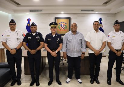 Desarrollo Provincial y Policía Nacional coordinan construcción de 34 nuevas estaciones policiales