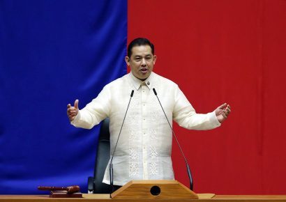 Acusan al primo del presidente de Filipinas de desviar cerca de 900 millones de dólares