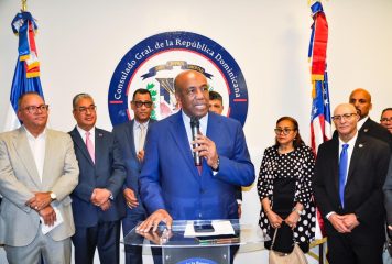 Antonio Almonte apoya las aspiraciones presidenciales de Carolina Mejía