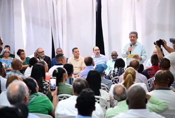 Leonel: “El PRM está viniendo a la Fuerza del Pueblo y eso está ocurriendo en todo el país”