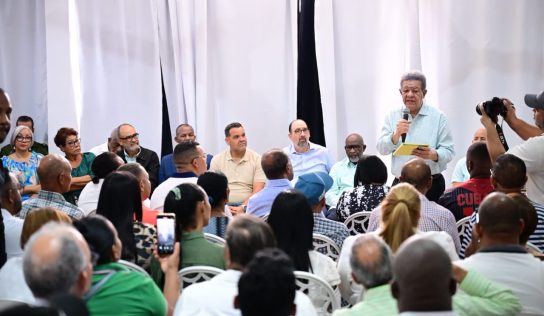Leonel: “El PRM está viniendo a la Fuerza del Pueblo y eso está ocurriendo en todo el país”