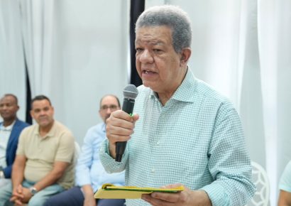 Leonel emplaza a funcionarios por crisis eléctrica: “Ustedes no están para quejarse, están para resolver”