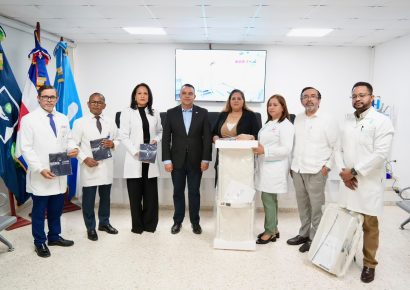 SNS y Unicef refuerzan Programa Mamá Canguro con equipos médicos por más de RD$5.4 millones