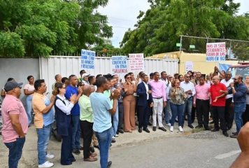 FP pide declarar a Santiago en estado de emergencia educativa ante deterioro y paralización de escuelas