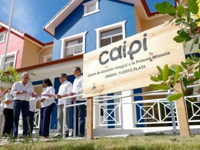 Abinader entrega obras educativas y puente Camú en jornada de trabajo en Puerto Plata