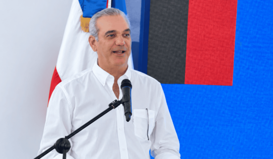Abinader inaugurará complejo Pedro Martínez y entregará viviendas en el Gran Santo Domingo