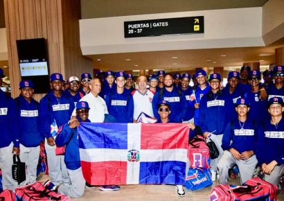 Selección U-15 de RD viaja a México para Mundial de béisbol