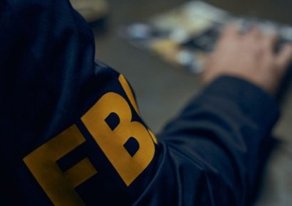 FBI busca a fugitivo que defraudó $26 millones con falsa app