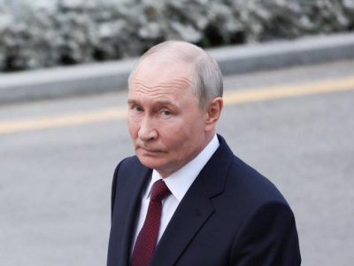 Putin afirma que las amenazas a la aviación civil dificultan un posible acuerdo de paz con Ucrania