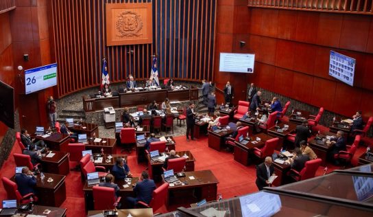 Senado aprueba ley que prohíbe importación de bienes con trabajo forzoso