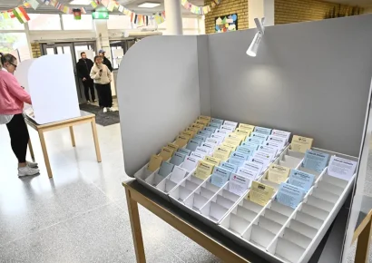 Suecia abre sus centros de votación para unas elecciones legislativas muy reñidas