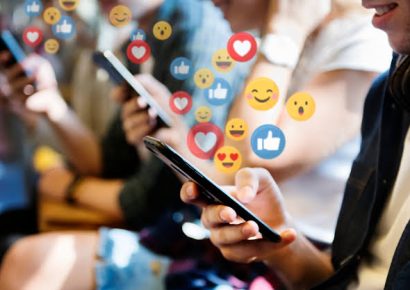 Hombres desconfían de la información médica en internet, pero siguen tendencias de salud en redes, según Cleveland Clinic