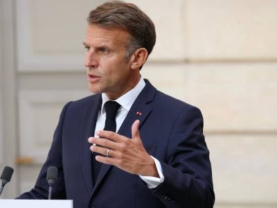 Macron acusa a Rusia de intensificar sus acciones hostiles contra Europa
