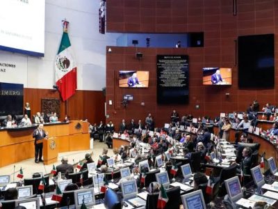 Senado mexicano aprueba nuevas restricciones a la doble nacionalidad para quienes aspiren a gobernar