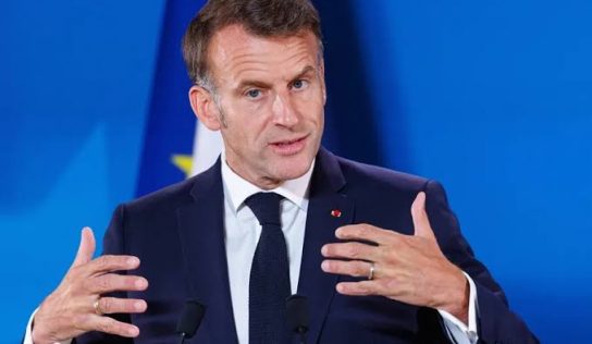 Macron no descarta volver tras 2027