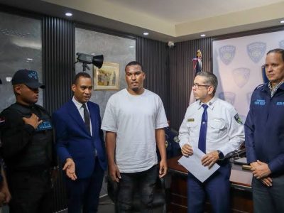 Se entrega implicado en doble homicidio de La Caleta