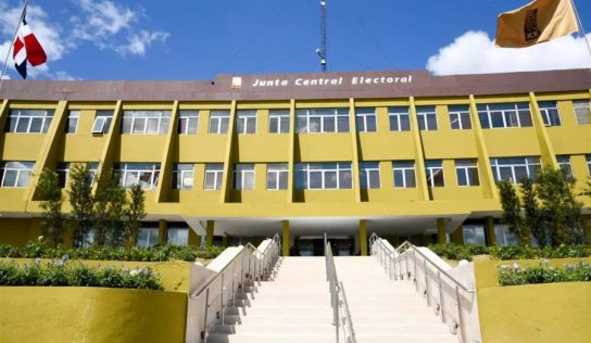 JCE presenta estudio sobre abstención y participación por ocupación