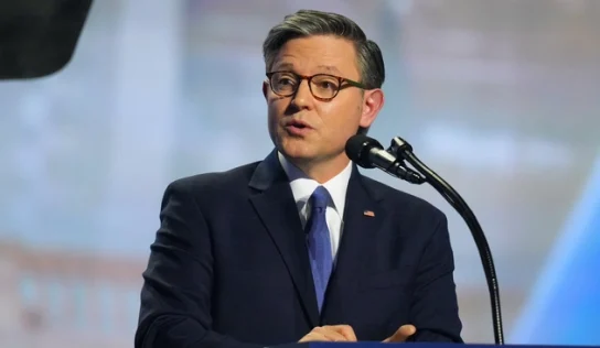 Líder de la Cámara Baja respalda propuesta de Trump de entregar $5,000 a los ciudadanos