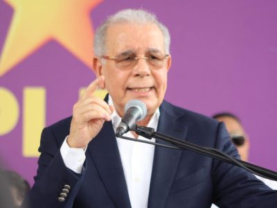 Danilo Medina invita a no afiliados a participar en consulta del PLD