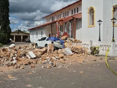 Colapso de hotel y daños en Penonomé tras sismo en Panamá