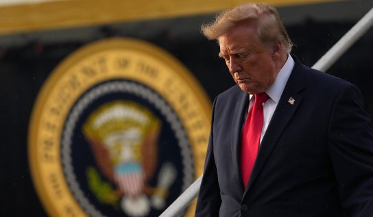 Trump plantea trasladar la sala de prensa de la Casa Blanca y descarta recuperar la antigua piscina