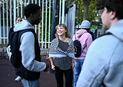 Greta Thunberg se une a las protestas estudiantiles en Francia