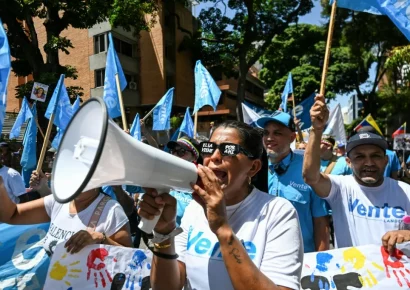 Oposición venezolana convoca movilización para exigir fecha de elecciones presidenciales