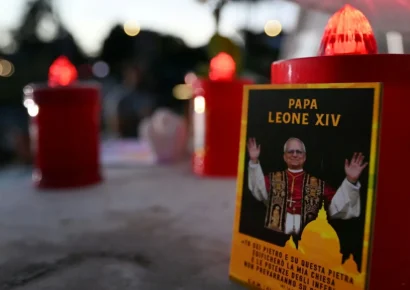 Pese a su hospitalización, el papa León XIV habla con Putin para frenar las hostilidades en Ucrania