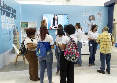 Superintendencia de Bancos impulsa educación financiera durante Feria del Libro 2026