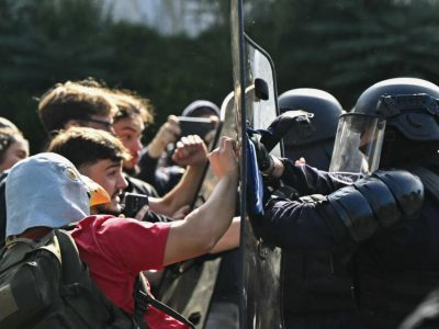 Protestas estudiantiles afectan a 413 centros educativos en Francia