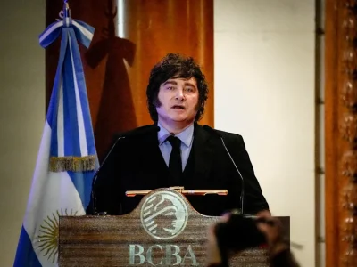 Tensión por las Malvinas: Reino Unido convoca a embajadora argentina tras arbitraje de Milei