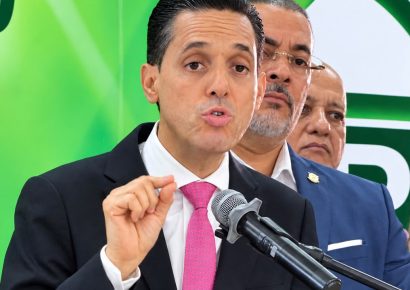 FP denuncia alzas de hasta 95 % en combustibles y exige cuentas por RD$460 mil millones en impuestos a hidrocarburos