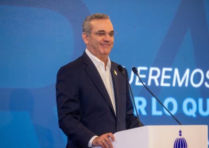 Abinader plantea comparar seis años de gestión con dos décadas de gobiernos anteriores