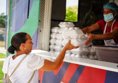 Más de 1.4 millones de hogares reciben asistencia alimentaria en RD