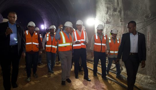 Abinader supervisa avance del túnel pluvial de la avenida Luperón para reducir inundaciones