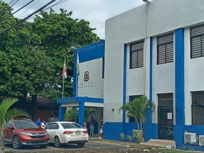 PN arresta a tres hombres con armas de fuego en flagrante delito