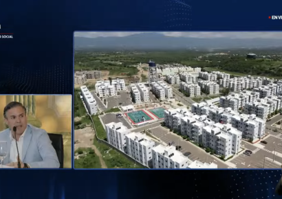 Abinader asegura que Ciudad Juan Bosch pasó de 4,600 a 16,000 viviendas durante su Gobierno