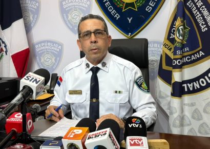 PN rescata niño en Los Tres Brazos; adolescente implicada escapó de Conani