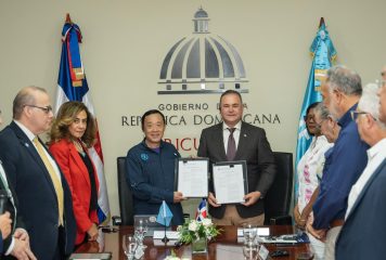 Agricultura y FAO acuerdan cooperación de US$480,000 para modernizar el sector agropecuario