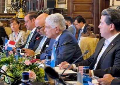 Eduardo Estrella destaca en cumbre iberoamericana inversiones que impulsan el comercio y el turismo en RD