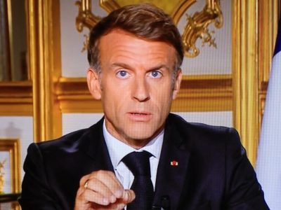 Macron responsabiliza a manifestantes por la violencia durante las protestas en Francia.