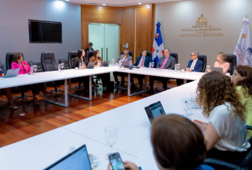 Gobierno destina RD$21,977 millones para fortalecer la Política Nacional de Cuidados en el presupuesto de 2027